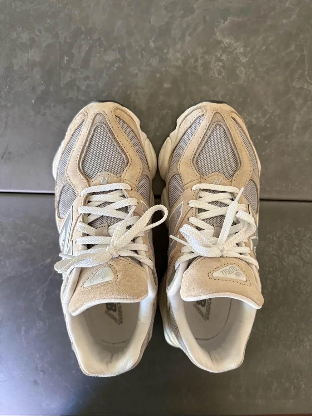 New Balance 9060 sneakers M sz 8, W sz 9.5 - Picture 4 of 9